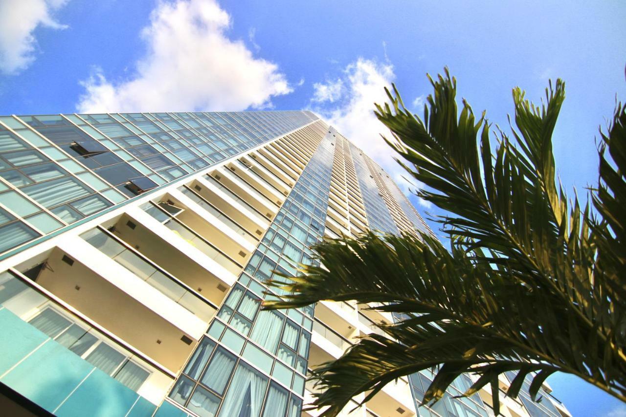 Luxurious Beachfront Pattaya Bagian luar foto
